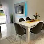 River Luxury House * Bihać