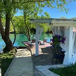 River Luxury House * Bihać