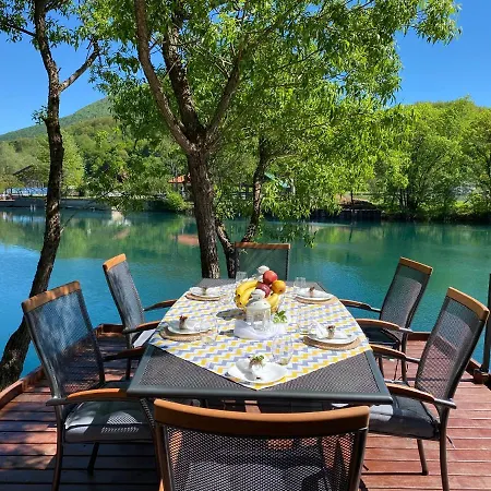 Villa River Luxury House