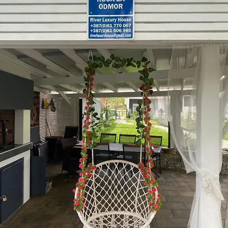 River Luxury House ヴィラ *