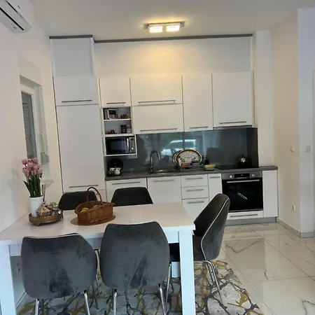 River Luxury House *