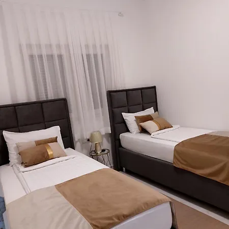 Villa River Luxury House *