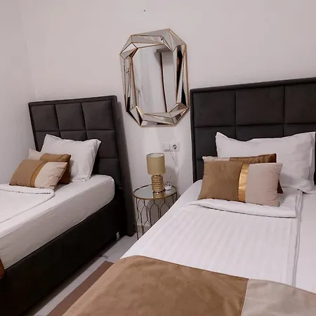 Villa River Luxury House *